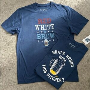 2 - Life Is Good Navy Beer Graphic T-Shirts mens M